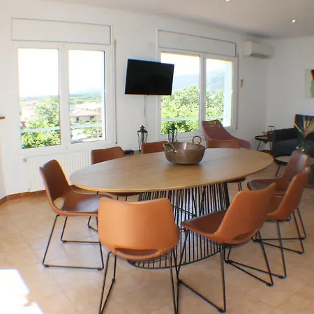Agi Grecs Holiday home *