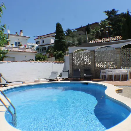 Holiday home Agi Grecs *