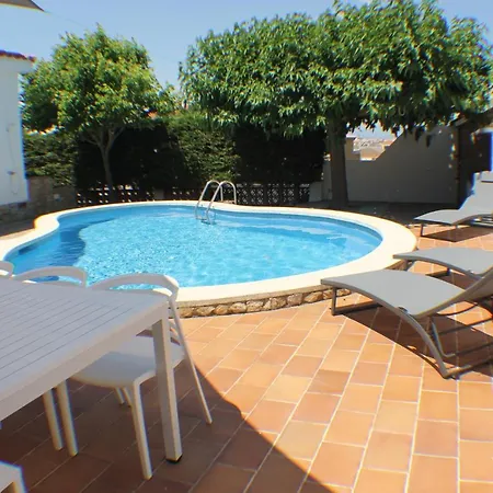 Agi Grecs Holiday home *